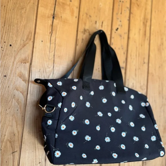 Alice and Olivia Daisy Print Duffel Tote Bag Black - Picture 7 of 13